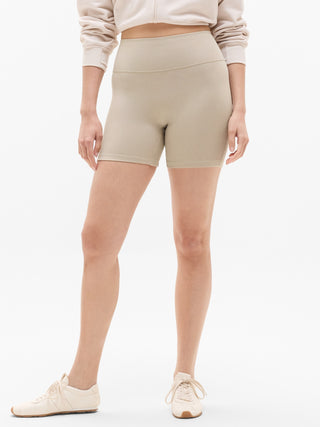 Short Deportivo Talle Alto con Logo
