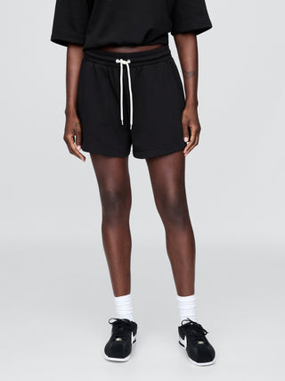 Short con Cintura Elástica y Logo.