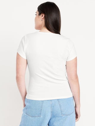 Camiseta Manga Corta Cuello Cuadrado.