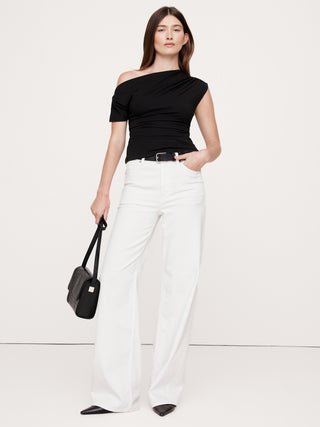 Blusa Ajustada Asimétrica sin Mangas