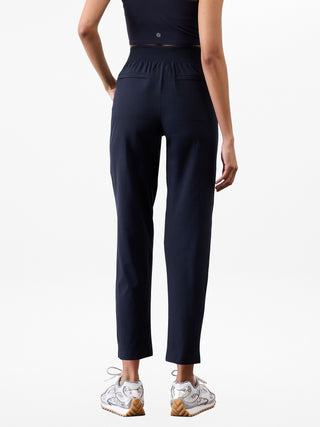 Pantalón Tobillero Talle Medio con Bolsillos