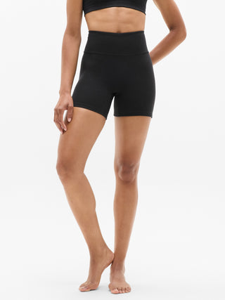 Short Deportivo Talle Alto con Logo