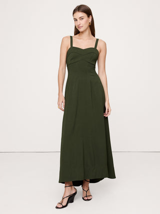 Vestido Largo con Escote Corazón de Satén