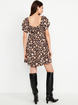 Mini vestido de columpio floral.