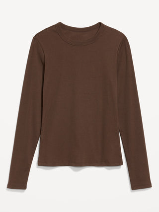 Camiseta ajustada de manga larga y cuello redondo.