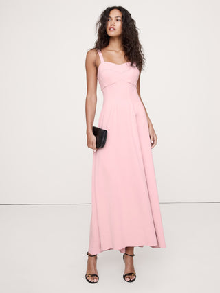 Vestido Largo con Escote Corazón de Satén