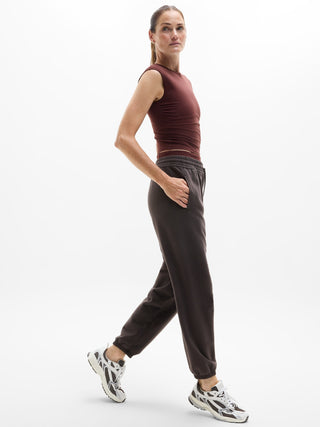 Camiseta Deportiva con Espalda Abierta