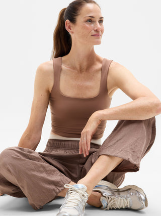 Sujetador Deportivo Corto con Cuello Cuadrado