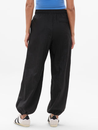 Pantalón Cargo Talle Medio con Bolsillos