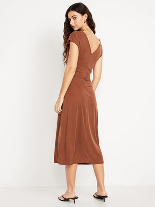 Vestido Midi con Detalle Fruncido