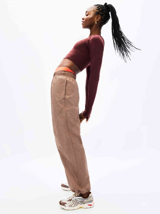 Pantalón Cargo Talle Medio con Bolsillos