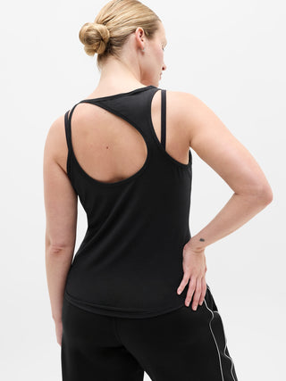 Camiseta Deportiva con Detalle Espalda