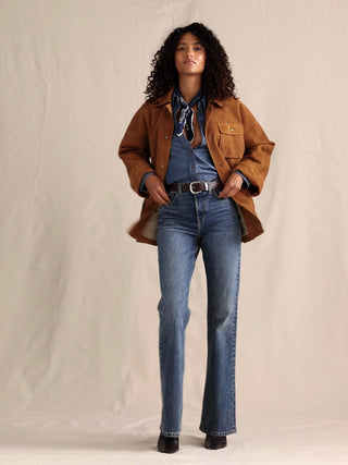 Jeans Acampanado Talle Alto con Bolsillos