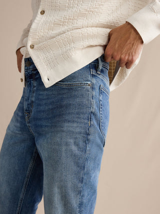 Jeans Slim Fit con Bolsillos