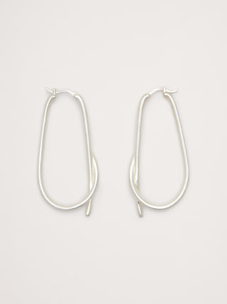 Aretes Clásicos con Diseño Nudo