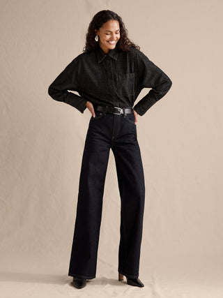 Jeans Acampanado Talle Alto con Bolsillos