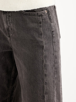 Jeans Barrel Talle Alto con Bolsillos