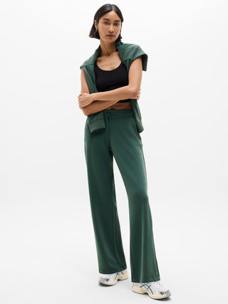 Pantalón Recto Talle Medio con Bolsillos