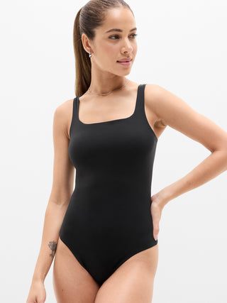 Body Ajustado con Escote Cuadrado