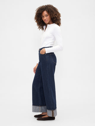 Jeans anchos de talle alto.