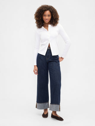 Jeans anchos de talle alto.