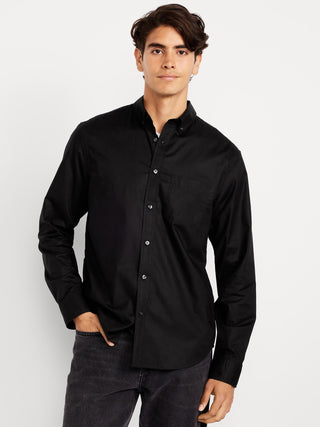 Camisa de popelina de corte clásico para uso diario.