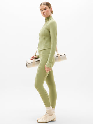 Chaqueta Deportiva con Cuello Alto