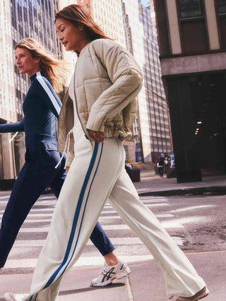 Pantalón Deportivo con Rayas Laterales