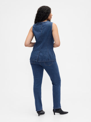 Mid Rise Classic Straight Jeans.