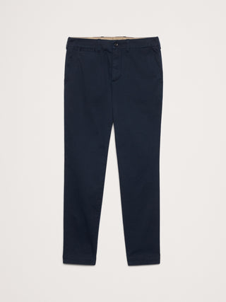 Chinos ajustados y desgastados.