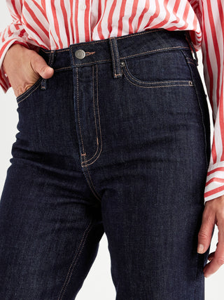 Jeans Rectos Talle Alto con Bolsillos