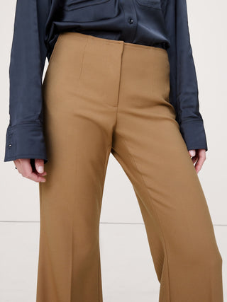 Pantalón Acampanado Talle Medio de Lana