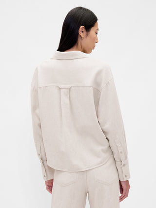 Camisa oversize de lino y algodón.
