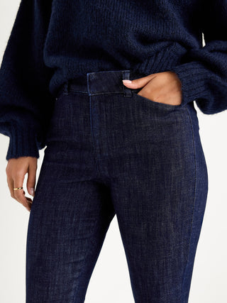 Pantalones acampanados Pixie de cintura alta.