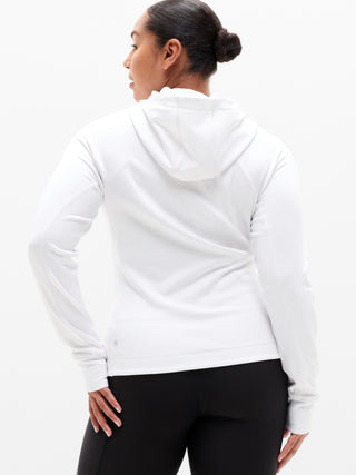 Chaqueta con cremallera completa y forro polar imparable.