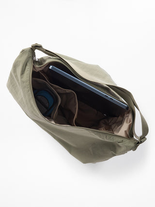 Bolso Deportivo Grande con Tela Resistente al Agua