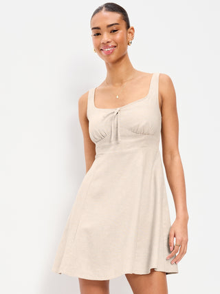 Vestido con Tirantes Anchos y Escote Corazón