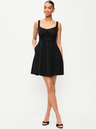 Vestido de Tirantes con Escote Corazón