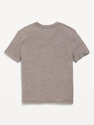 Camiseta de manga corta con logo gráfico para niño.
