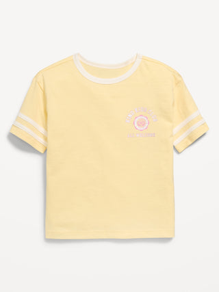 Camiseta gráfica extragrande para niñas pequeñas.
