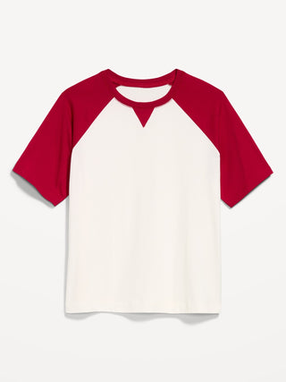 Camiseta raglán vintage con cuello redondo.