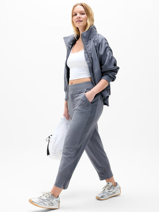 Pantalón Tobillero Talle Medio con Bolsillos