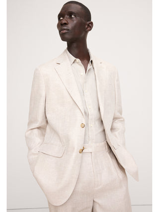 Chaqueta de traje entallada de lino con diseño de espiguilla.