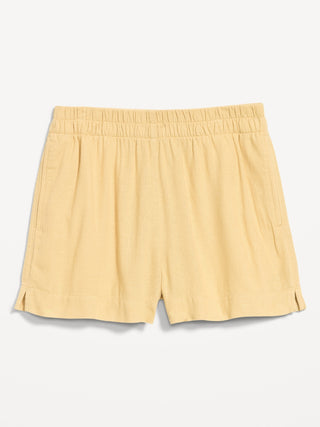 High-waisted shorts with elastic waistband