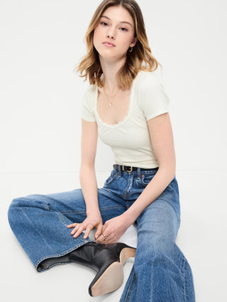 Ribbed Heart Neck T-shirt