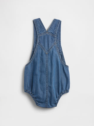 Pantalón corto de mezclilla bordado para bebé.