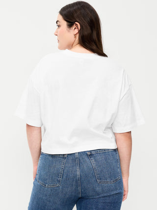 Camiseta corta extragrande con cuello redondo vintage.