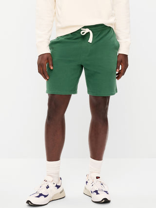 Shorts con logo de rotación: entrepierna de 7 pulgadas.