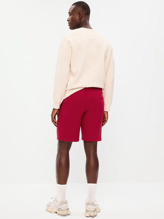 Shorts con logo de rotación: entrepierna de 7 pulgadas.