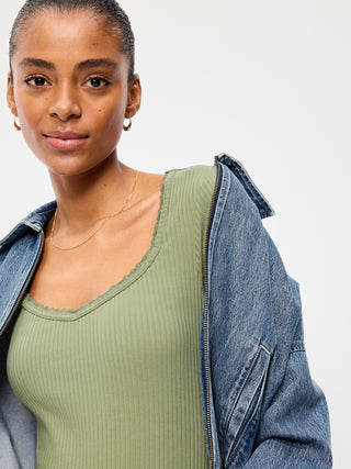 Ribbed Heart Neck T-shirt
